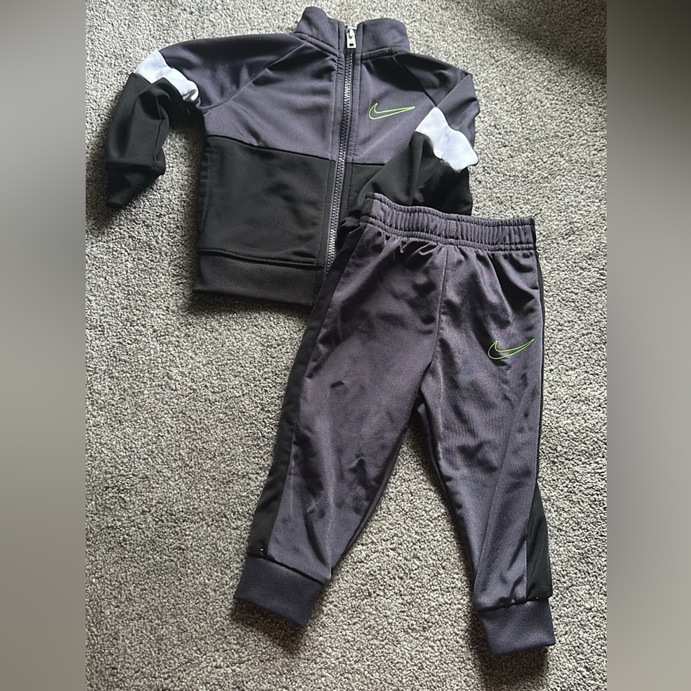 Nike Kids' Black and Dark Gray Tracksuit